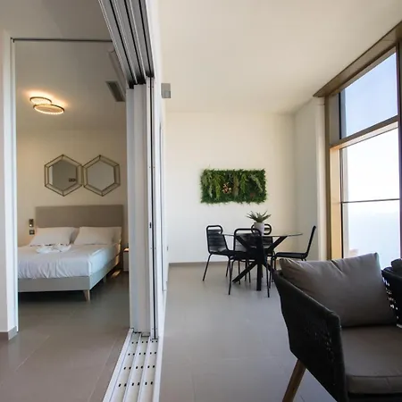 Intempo By Holuxe - 203 - 20th Floor